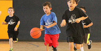 Picture of Kids playing basketball